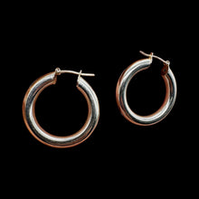 Load image into Gallery viewer, Sleek! Sterling Silver Hinged 25mm Hoop Earrings 9770
