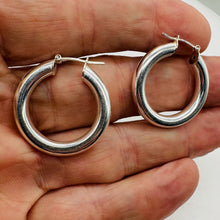 Load image into Gallery viewer, Sleek! Sterling Silver Hinged 25mm Hoop Earrings 9770