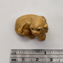 Load image into Gallery viewer, Ojime Netsuke Carved and Signed Guardian Lion | 1 Bead | 25x20x17mm | Cream