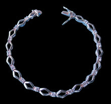Load image into Gallery viewer, Quiet Sophisticate Silver Cubic 7" Bracelet 10069