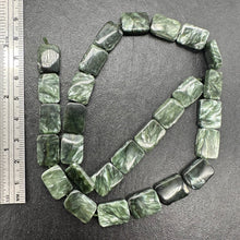 Load image into Gallery viewer, Sultry Shimmering Seraphinite 14x10mm Focal Bead Strand 108688