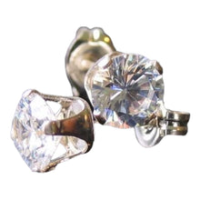 Load image into Gallery viewer, April BirtHStone Shine! 6mm Cubic Zircon & Silver Earrings 10150D
