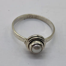 Load image into Gallery viewer, Pearl Sterling Silver Round Ring | Size 8 | White |