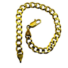 Load image into Gallery viewer, Italian! 10K Gold Figaro Link Chain Bracelet |7" Long |