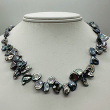 Load image into Gallery viewer, Design Platinum Rosepetal Keishi FW Pearl Strand 109050C