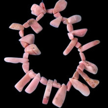 Load image into Gallery viewer, 462cts Pink Peruvian Opal Briolette Bead Strand 110460F