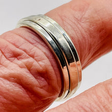 Load image into Gallery viewer, Sterling Silver Double Band Spinner Ring | Size 9 | Silver | 1 Ring |