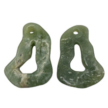 Load image into Gallery viewer, Serpentine New Jade 19g Irregular Loop Pendant Beads| 55x40x8mm | Green, White |