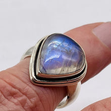 Load image into Gallery viewer, Moonstone Sterling Silver Oval Stone Ring | 8.5 | Blue Flash |