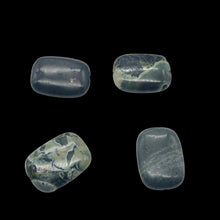 Load image into Gallery viewer, 4 Wild Forest Green Sediment Stone Pendant Beads 008561