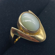 Load image into Gallery viewer, Cats Eye Chrysoberyl 14K Gold Ring 12x10mm Stone | Size 8 | White, Green Tint |