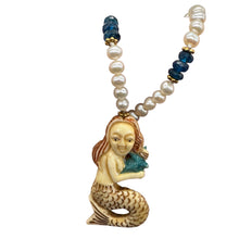 Load image into Gallery viewer, Splash Carved Mermaid Pearl & 14Kgf 18 inch Necklace 210311