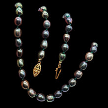 Load image into Gallery viewer, Fab Blue Peacock Freshwater Pearl & 14Kgf 26 inches Strand/String Necklace 9811