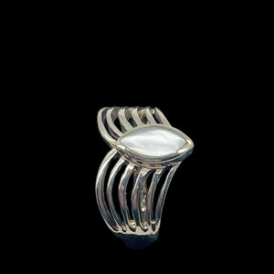 Mother of Pearl Sterling Silver Victory Wings Briolette Ring | 9.75 | Silver |