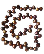Load image into Gallery viewer, Hot Cocoa Chocolate Pearl Blister Strand 108896