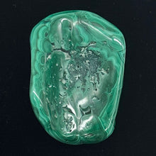 Load image into Gallery viewer, Malachite 58g Polished Gemstone FreeForm WorryStone|55x37x9mm Green| 1 Specimen|