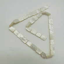 Load image into Gallery viewer, Premium Carved White Mother of Pearl Bead Strand 104363