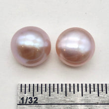 Load image into Gallery viewer, Natural Lavender Pearl (1) Pair 8.5mm 1/2 Drilled 003914