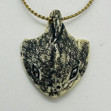 Load image into Gallery viewer, Manta Ray Scrimshaw Pendant Bead | 26x21x5mm | Cream, Black | 1 Bead |