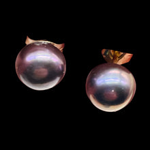Load image into Gallery viewer, Pearl 14K Gold Round Post Earrings| 6mm | Lavender | 1 Pair |