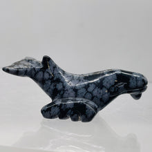 Load image into Gallery viewer, Hand-Carved Posed Seal | 55x25x15mm | Black White | 1 Figurine |