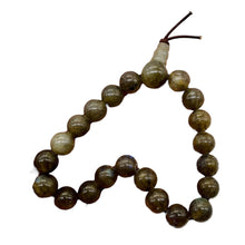 Load image into Gallery viewer, Labradorite Strung Round Bead 7" Strand | 8mm | Gray Blue | 21 Beads |