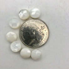 Load image into Gallery viewer, Mississippi White Ebony Shell 7 Coin 8x4mm Beads