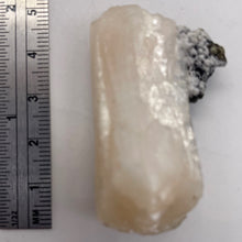 Load image into Gallery viewer, Stilbite Natural Crystal Dsplay Specimen | 17g | 47x39x17mm | Pink, White |