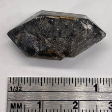 Load image into Gallery viewer, Quartz Shaman Double Terminated 22cts Cut | 27x12mm| Clear with Inclusions |