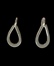 Load image into Gallery viewer, Shimmer 2 Hand Made Sterling Silver Dangle Beads 8607