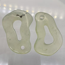Load image into Gallery viewer, Serpentine New Jade 17g Irregular Loop Pendant Beads | 55x38x7mm | Clear Milky |