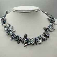 Load image into Gallery viewer, Design Platinum Rosepetal Keishi FW Pearl Strand 109050A