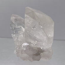 Load image into Gallery viewer, Quartz Crystal Collectors Natural Specimen | 72x45x30 | 5.5g| Clear| 1 Specimen|