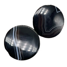 Load image into Gallery viewer, 1 Sardonyx Agate 40mm Coin Briolette Bead 8578