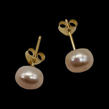 Load image into Gallery viewer, Pearl 14K Gold Stud Round Earrings | 7mm | Rosy Pink | 1 Pair