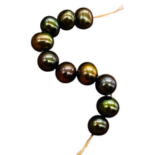 Load image into Gallery viewer, Natural Green Gold Red Freshwater Pearl Parcel 10 Round 5mm Cultured Pearls
