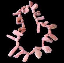 Load image into Gallery viewer, 404cts Pink Peruvian Opal Briolette Bead Strand 110460E