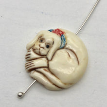 Load image into Gallery viewer, Waterbuffalo Bone Dog | 20.5x20.5x5mm | Cream/Brown/Red | 1 Bead - PremiumBead Alternate Image 3
