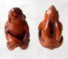 Load image into Gallery viewer, Hoppity Hop Bunny with Carrot Boxwood Ojime/Netsuke Bead - PremiumBead Alternate Image 3