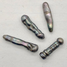 Load image into Gallery viewer, 2 Amazing Peacock Freshwater Pearl Beads 8066