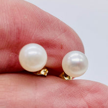 Load image into Gallery viewer, Pearl 14K Gold 7mm Stud Earrings | 1/4 inch | White | 1 Pair |