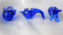 Load image into Gallery viewer, 5 Hand Made Glass Lampwork Blue Dolphin Beads 9497 - PremiumBead Primary Image 1