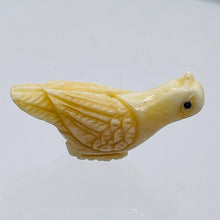 Load image into Gallery viewer, 1 Carved Waterbuffalo Bone Bird Pendant Bead 10406A
