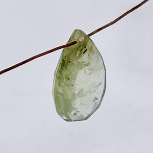 Sapphire 1.5ct Flat Faceted Briolette Pendant Bead | 9x6x3mm | Pale Green | 1 |