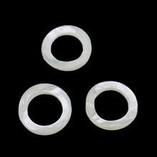 Load image into Gallery viewer, 3 Mother of Pearl Shell 25mm Pi Circle Beads 9846