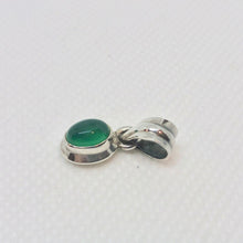 Load image into Gallery viewer, Adorable! Green Onyx & Silver Pendant! 10541 - PremiumBead Alternate Image 4
