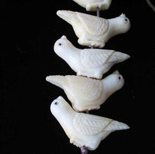 Load image into Gallery viewer, 1 Carved Waterbuffalo Bone Bird Pendant Bead 10406A - PremiumBead Primary Image 1