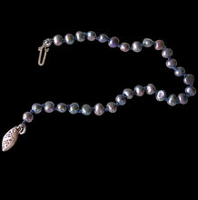 Load image into Gallery viewer, Blue Peacock 4.5mm Pearl & Silver 6.5" Bracelet 9916K