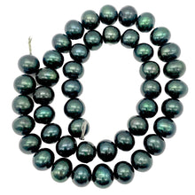 Load image into Gallery viewer, Midnight Emeralds Green FW Pearl Strand 109444