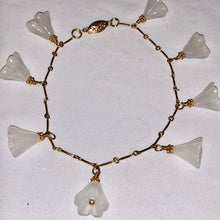 Load image into Gallery viewer, White Jade Flower &amp; 14Kgf - 8&quot; Bracelet W/ 14K Clasp 404145
